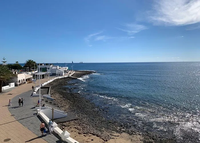 Lanzarote Frente Al Mar *