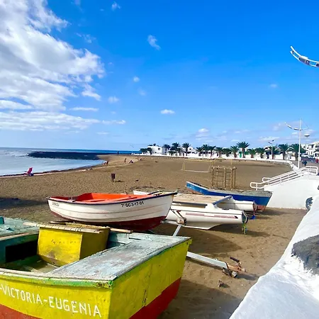 Lanzarote Frente Al Mar *