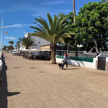 Lanzarote Frente Al Mar