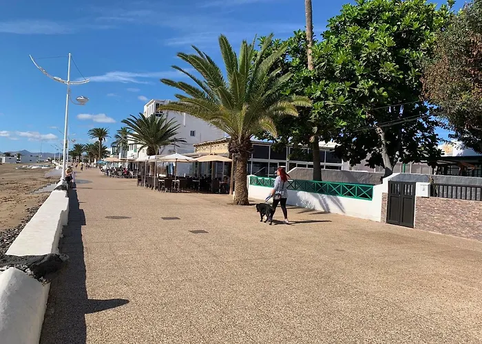 Lanzarote Frente Al Mar